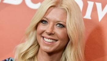 Tara Reid Goes Completely Nude on New Year’s Eve